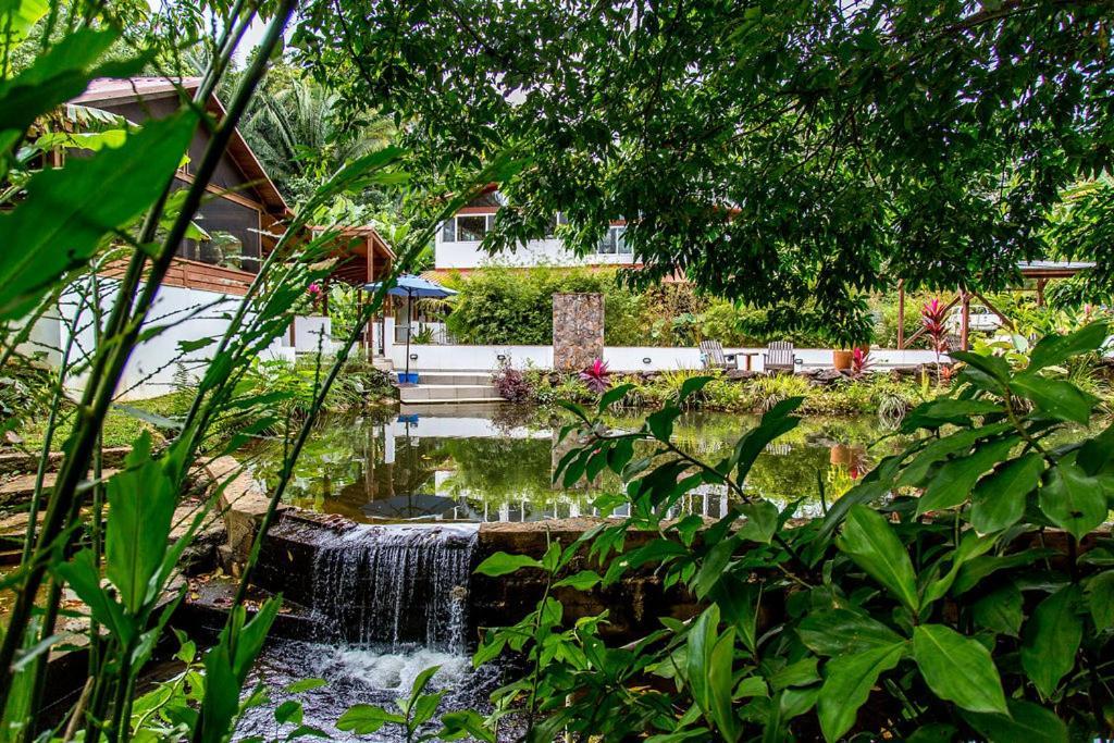 Sattva Land Hotel Belmopan Luaran gambar